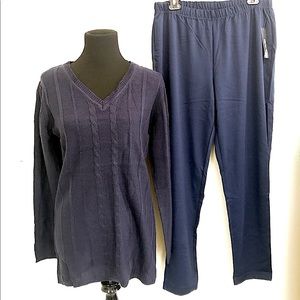 2 PC Set V neck long sleeve cable sweater w/ Pants